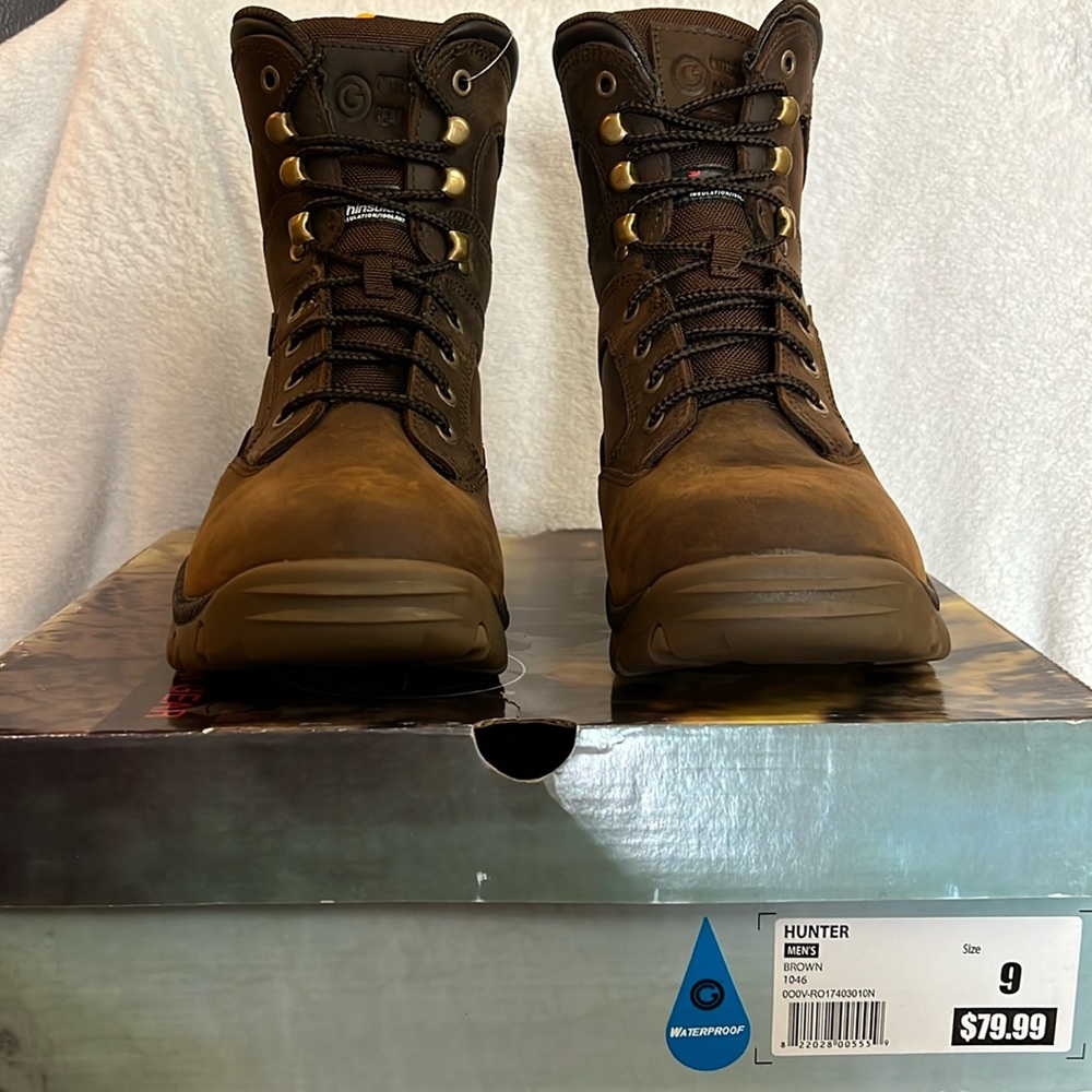 NEW “OUTDOOR GEAR” MENS Hunting/Hiking Boots SIZE 9 Regular COLOR Dark Brown